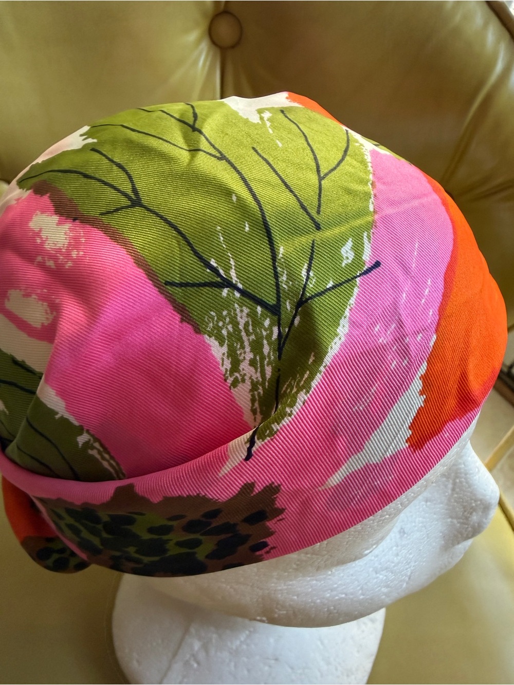 VERA by Vera Neumann Floral Printed Square- Pink & Orange Head-purse-neck Scarf - Picture 7 of 9